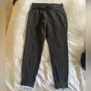 Lululemon Warm Down Jogger, size 10